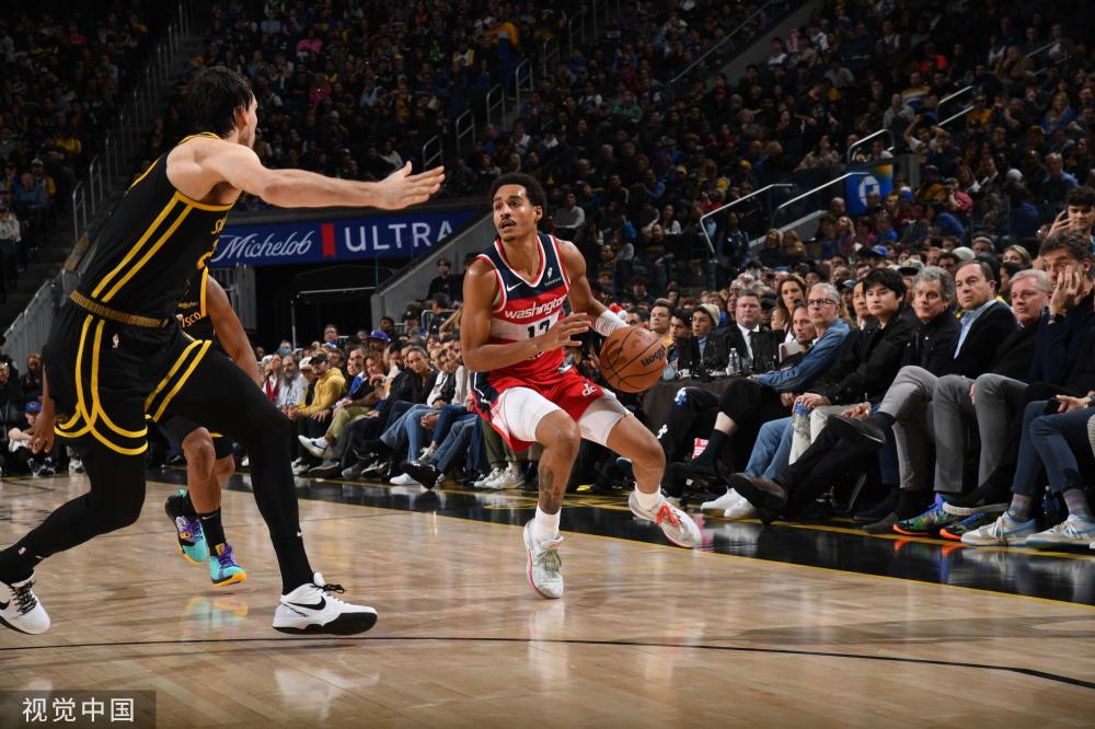 轻新星首次 轻新星首次